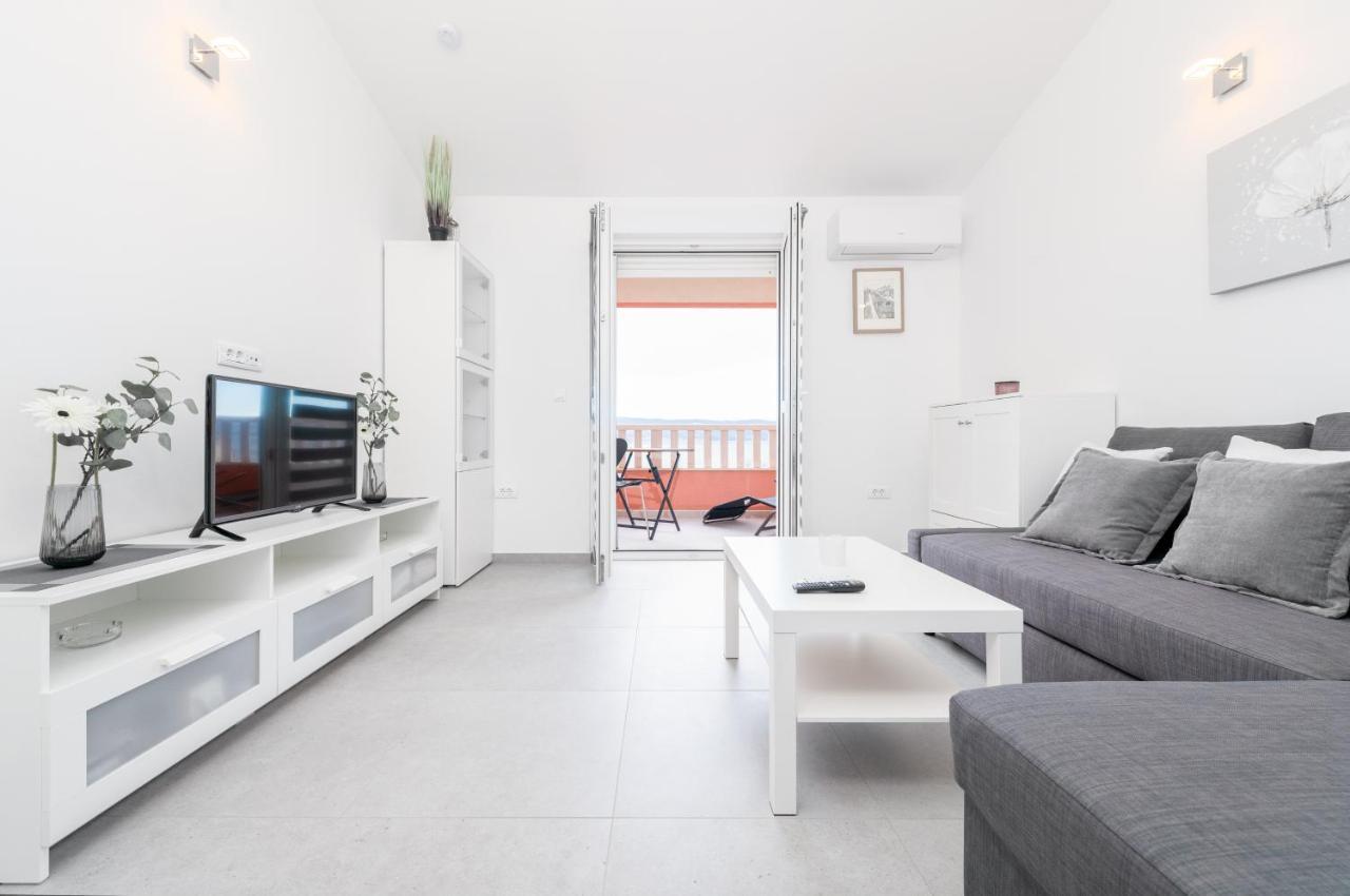 Apartments Matea Дуче Экстерьер фото