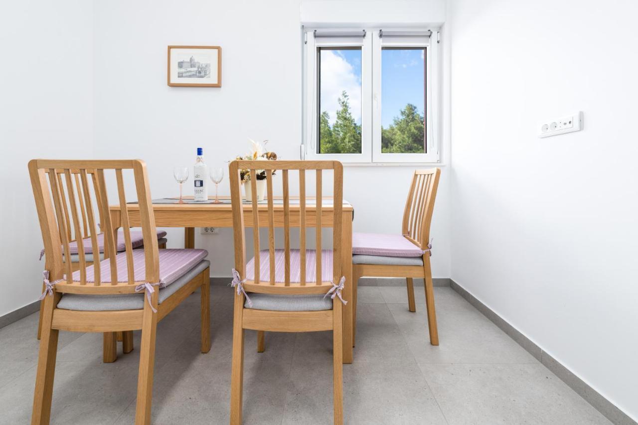 Apartments Matea Дуче Экстерьер фото